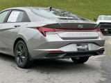 Used 2023 Hyundai Elantra SEL w/ Cargo Package image 4