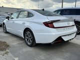 Used 2022 Hyundai Sonata SEL w/ Convenience Package image 2