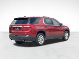 Used 2018 Chevrolet Traverse LT image 2