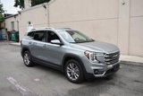 Used 2024 GMC Terrain SLT image 4