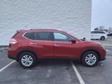 Used 2014 Nissan Rogue SV image 2