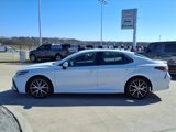 Used 2023 Toyota Camry SE image 4