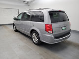 Used 2016 Dodge Grand Caravan SXT image 3