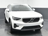 Used 2024 Volvo XC40 B5 Plus image 4