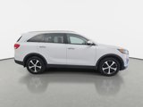 Used 2017 Kia Sorento EX image 2