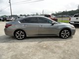 Used 2017 Nissan Altima 2.5 SR w/ LED Appearance Package image 5
