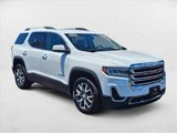 Used 2023 GMC Acadia SLT image 3