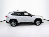 Used 2019 Toyota RAV4 LE image 4