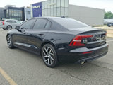 Used 2020 Volvo S60 T6 Momentum image 4