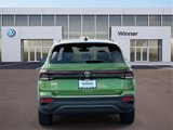 New 2025 Volkswagen Taos SE image 5