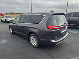 Used 2023 Chrysler Pacifica Touring-L image 3