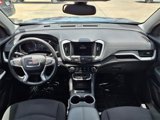 Used 2024 GMC Terrain SLE image 3