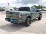 Used 2022 Nissan Frontier PRO-4X w/ Pro-4X Premium Package image 5