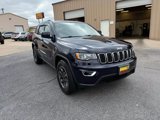Used 2018 Jeep Grand Cherokee Laredo image 3
