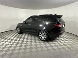 Used 2018 Land Rover Discovery HSE Luxury image 3