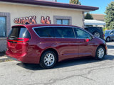Used 2023 Chrysler Pacifica Touring-L image 2
