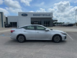 Used 2023 Nissan Altima 2.5 SV image 2