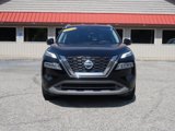 Used 2021 Nissan Rogue SV image 2