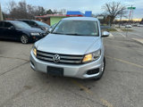 Used 2014 Volkswagen Tiguan S image 4