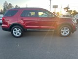 Used 2016 Ford Explorer XLT w/ Equipment Group 202A image 4