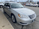 Used 2011 Chrysler 200 Limited image 4