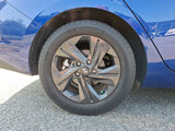 Used 2021 Hyundai Elantra SEL w/ Convenience Package image 2