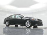 Used 2018 Toyota Camry LE image 3