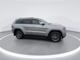 Used 2018 Jeep Grand Cherokee Limited image 2