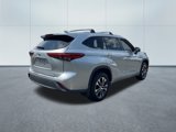 Used 2020 Toyota Highlander XLE image 5