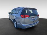 Used 2018 Chrysler Pacifica Limited image 4