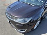 Used 2017 Chrysler Pacifica Touring-L image 4