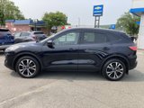 Used 2021 Ford Escape SE w/ SE Sport Appearance Package image 4