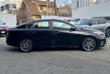 Used 2022 Kia Forte GT image 3