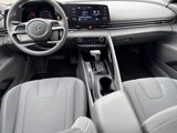 Certified 2023 Hyundai Elantra SEL w/ Preferred Accessory Package image 4