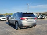 Used 2023 Chevrolet Traverse LT image 4