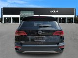 Used 2023 Volkswagen Taos SE image 5