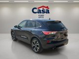 Used 2021 Ford Escape SE w/ SE Sport Appearance Package image 4