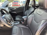 Used 2022 Jeep Cherokee Limited image 5