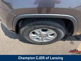 Used 2016 Jeep Grand Cherokee Laredo w/ Quick Order Package 23E image 2