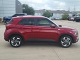 Used 2024 Hyundai Venue Limited image 3