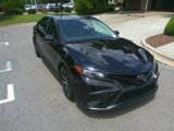 Used 2023 Toyota Camry SE image 2