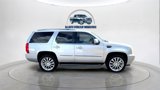 Used 2010 Cadillac Escalade Luxury image 6