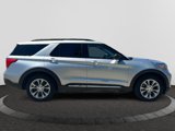 Used 2022 Ford Explorer XLT w/ Equipment Group 202A image 5