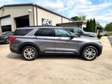 Used 2021 Ford Explorer XLT w/ Equipment Group 202A image 5