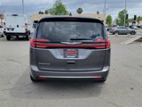 Used 2023 Chrysler Pacifica Touring-L image 6