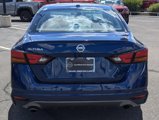 Used 2022 Nissan Altima 2.5 SR image 3
