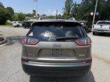 Used 2019 Jeep Cherokee Latitude Plus w/ Cold Weather Group image 3