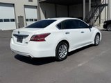 Used 2014 Nissan Altima 2.5 S w/ Display Audio Package image 3
