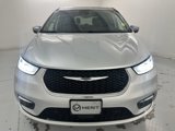 Used 2023 Chrysler Pacifica Touring-L image 3