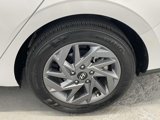 Used 2024 Hyundai Elantra SEL image 2